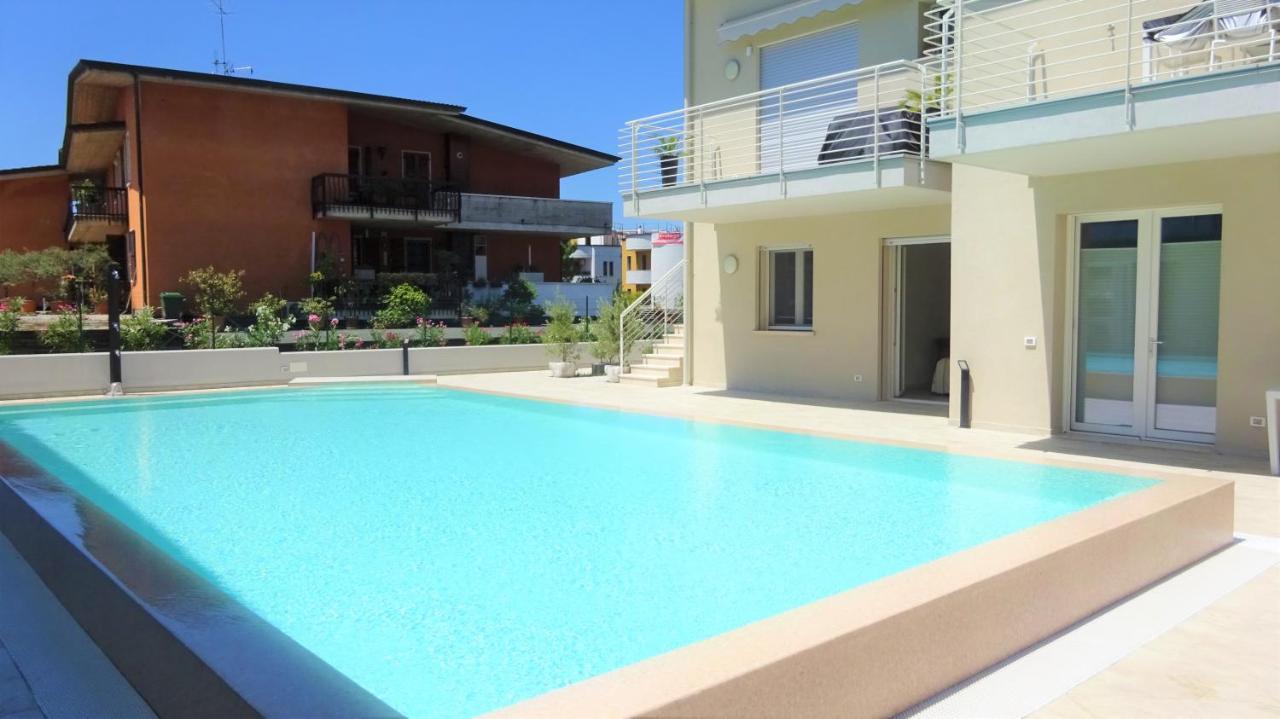 Holiday House Al Porto View Lake 佩斯基耶拉德加达 外观 照片