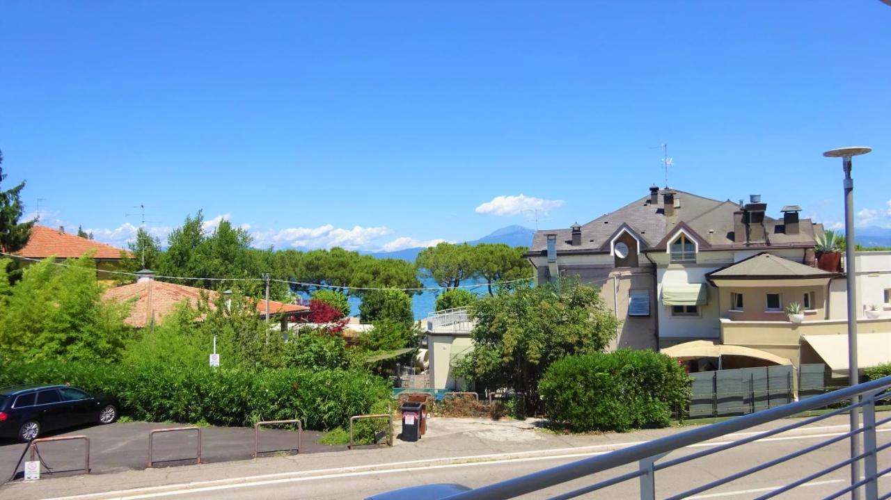 Holiday House Al Porto View Lake 佩斯基耶拉德加达 外观 照片