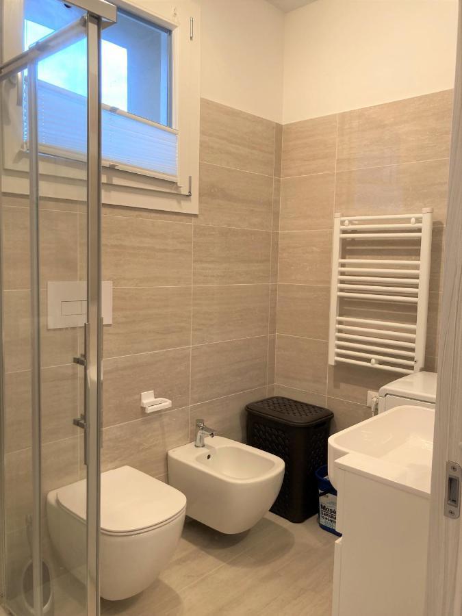 Holiday House Al Porto View Lake 佩斯基耶拉德加达 外观 照片