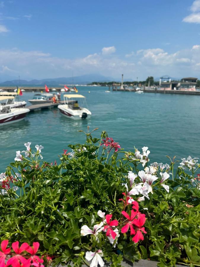 Holiday House Al Porto View Lake 佩斯基耶拉德加达 外观 照片
